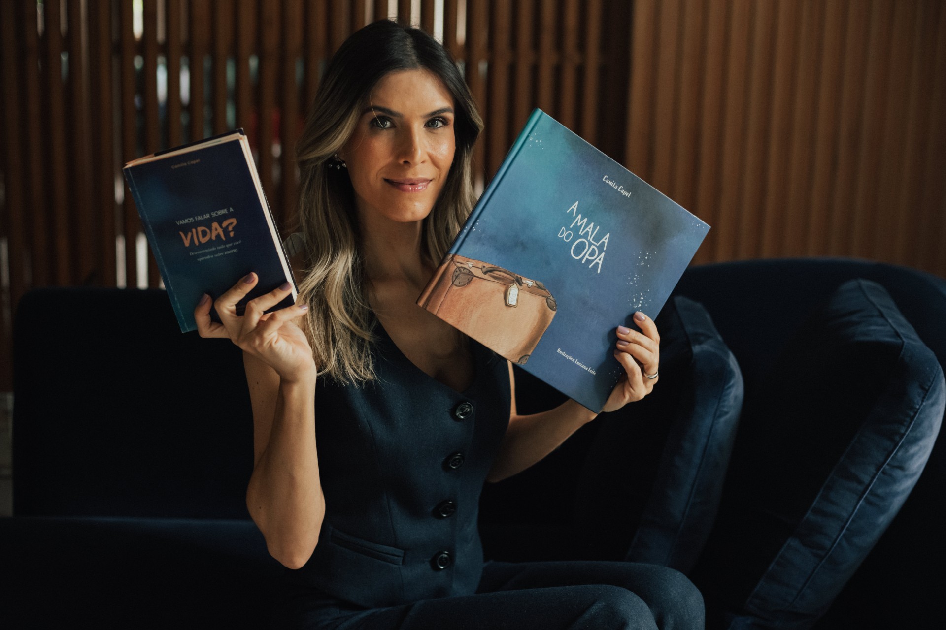 Camila Capel e Livros